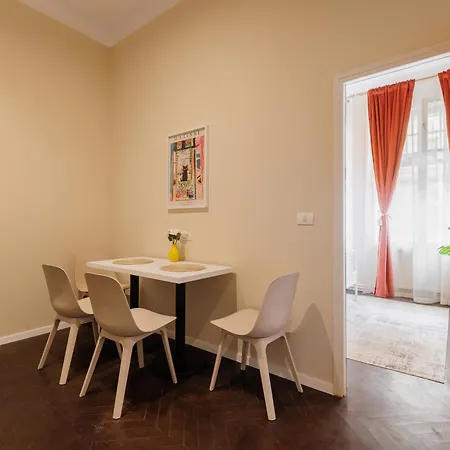 Lägenhet #artistic Flat 2br Historical Center *
