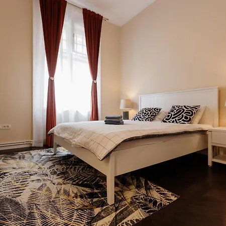 #artistic Flat 2br Historical Center